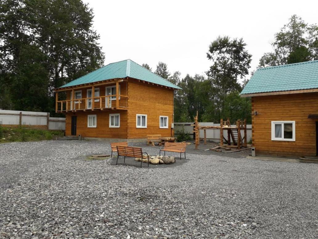 Severnie Sklony Guest House Bajkalsk Exteriör bild